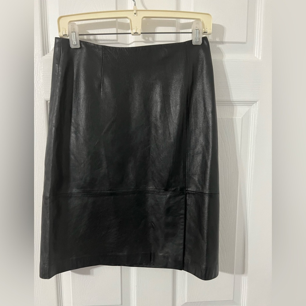 Mix It black leather skirt